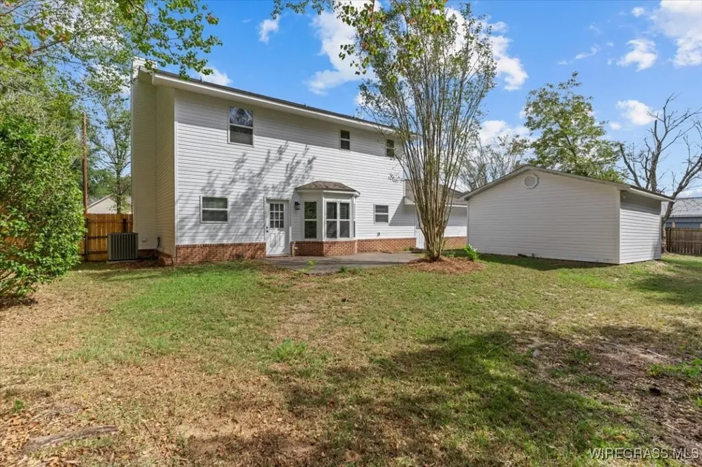 105 N Woodlawn Drive Enterprise AL 36330