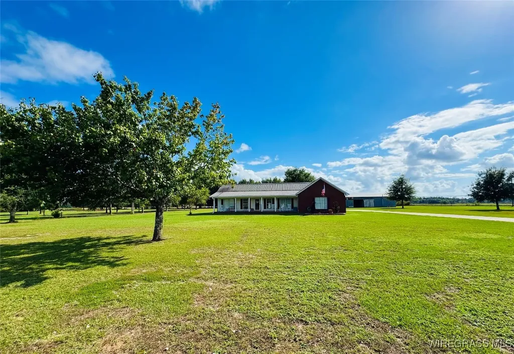 1716 Burl Lee Road Cottonwood AL 36320