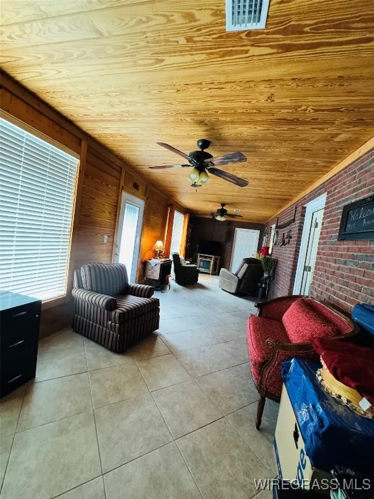 1716 Burl Lee Road Cottonwood AL 36320