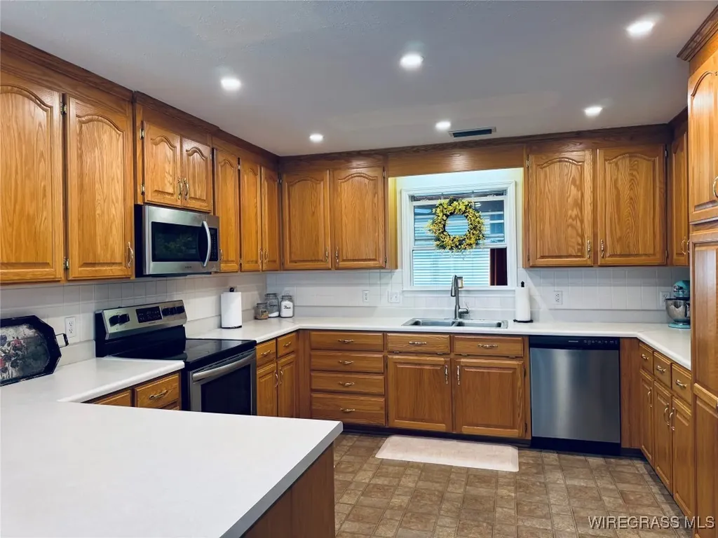1716 Burl Lee Road Cottonwood AL 36320