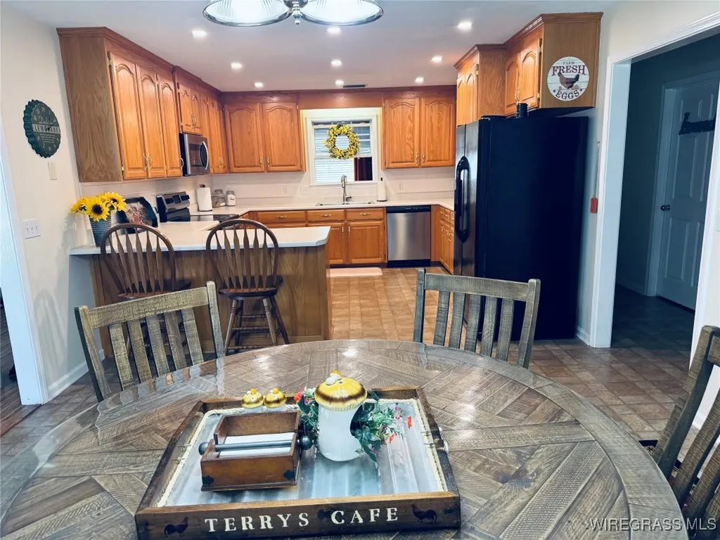 1716 Burl Lee Road Cottonwood AL 36320