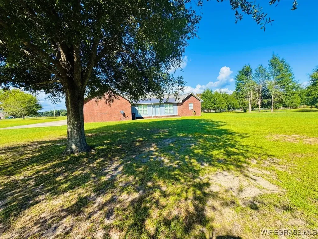 1716 Burl Lee Road Cottonwood AL 36320