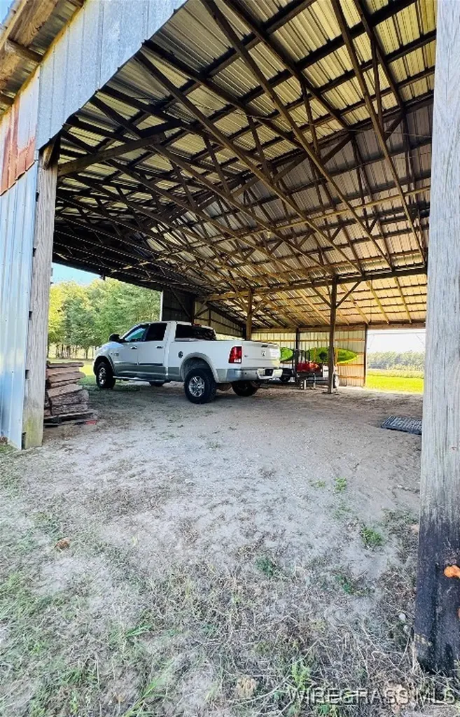 1716 Burl Lee Road Cottonwood AL 36320