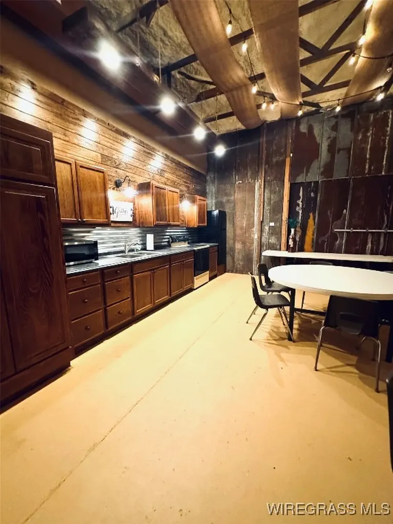 1716 Burl Lee Road Cottonwood AL 36320