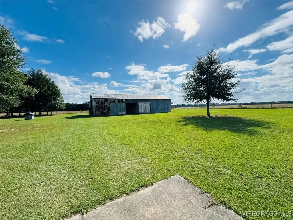 1716 Burl Lee Road Cottonwood AL 36320