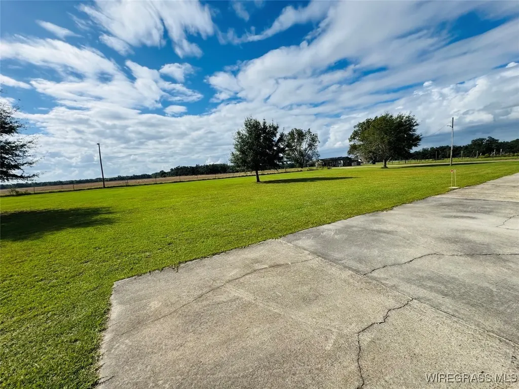 1716 Burl Lee Road Cottonwood AL 36320