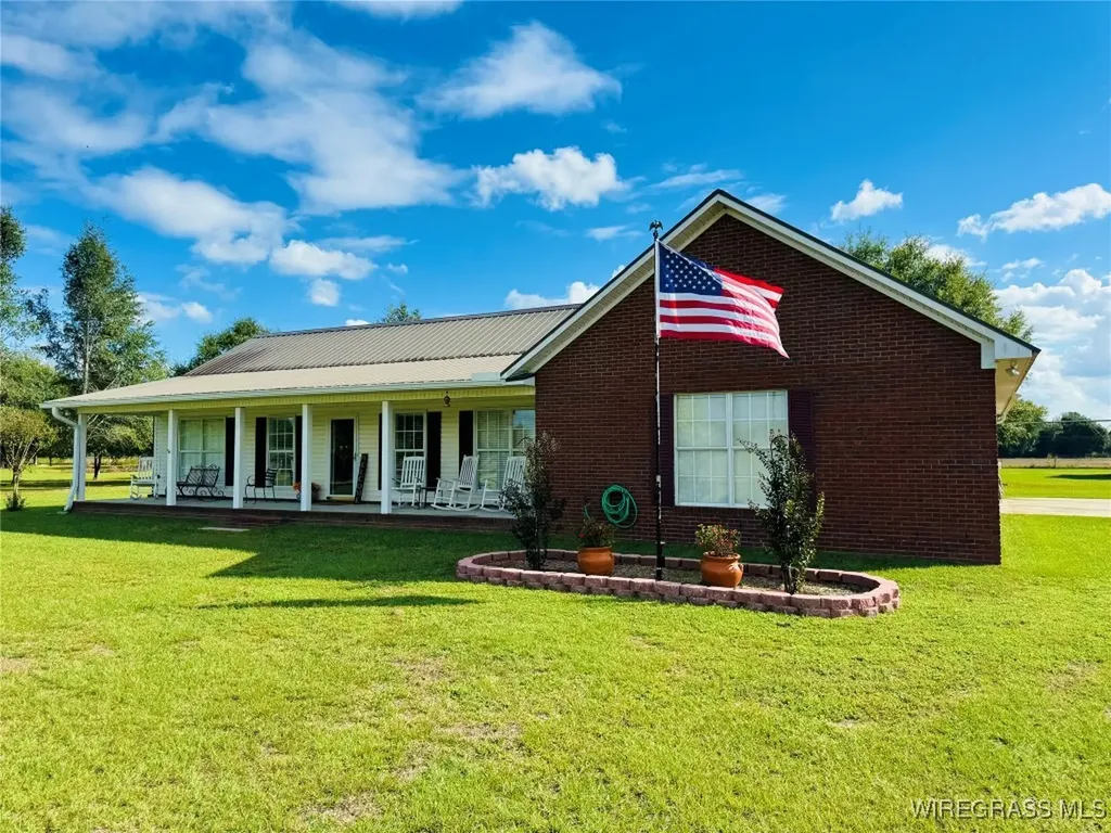 1716 Burl Lee Road Cottonwood AL 36320