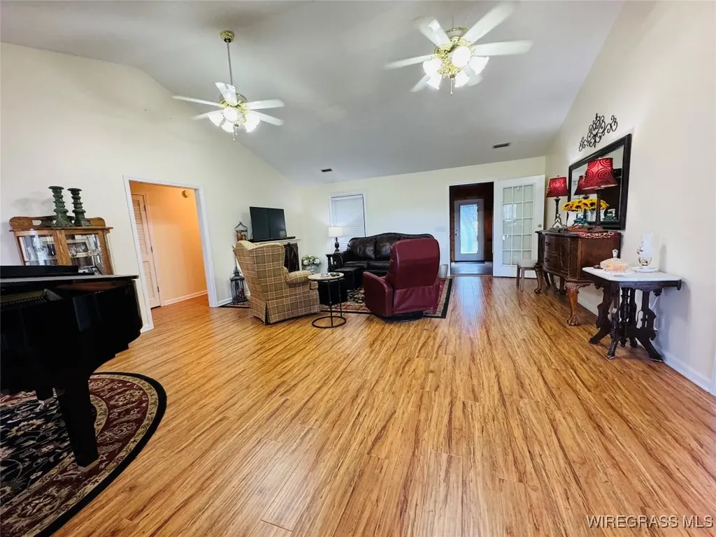 1716 Burl Lee Road Cottonwood AL 36320