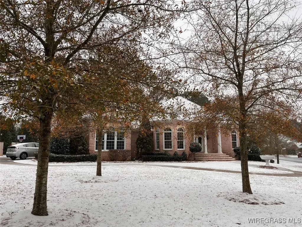 403 Stonegate Drive Dothan AL 36305