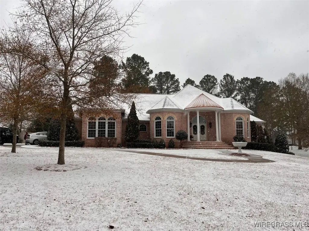 403 Stonegate Drive Dothan AL 36305