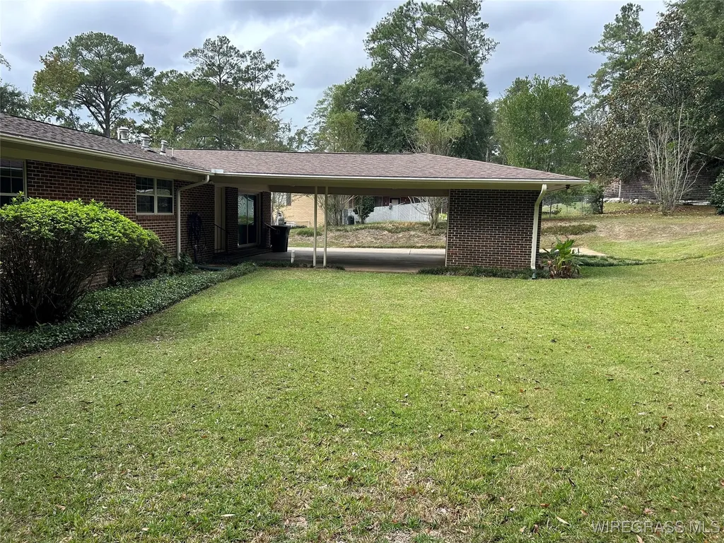 204 Holly Hill Road Enterprise AL 36330