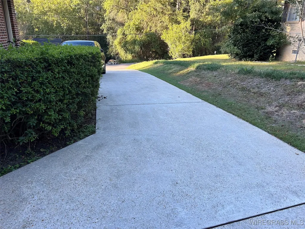 204 Holly Hill Road Enterprise AL 36330