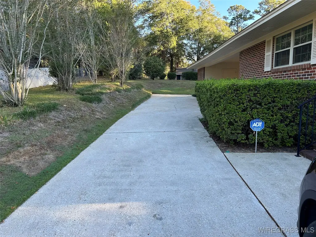 204 Holly Hill Road Enterprise AL 36330