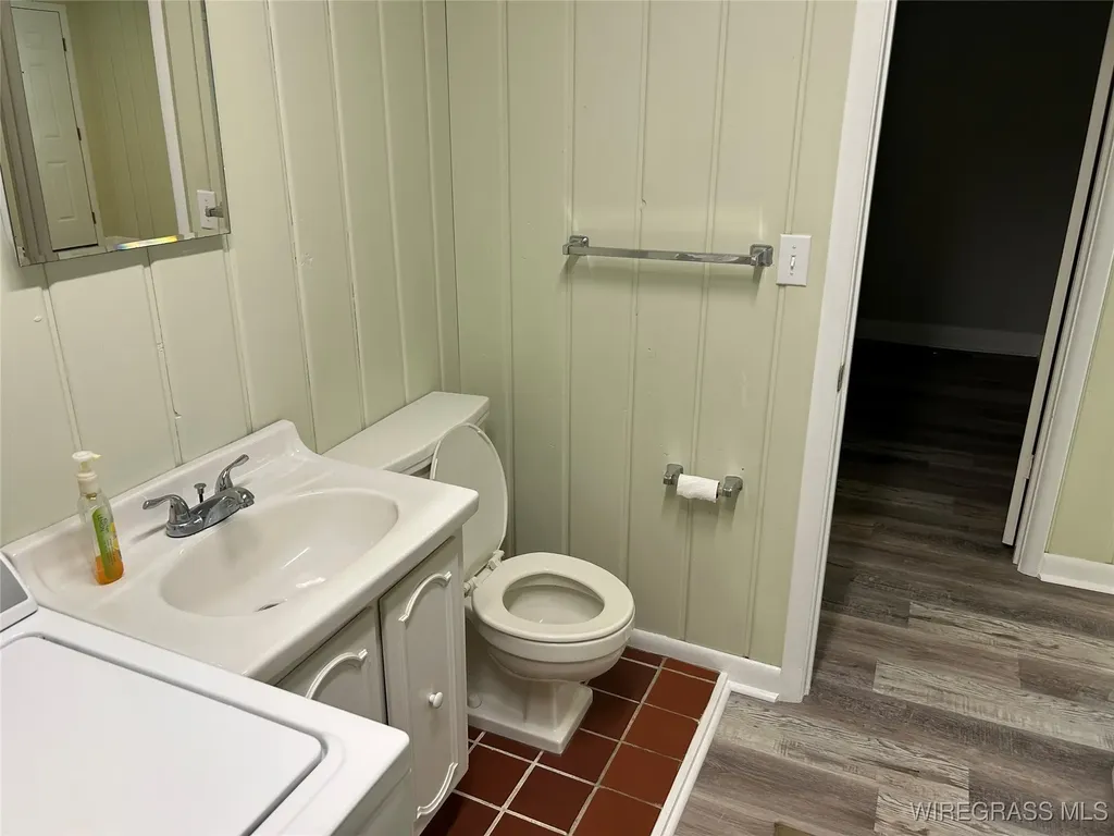 204 Holly Hill Road Enterprise AL 36330