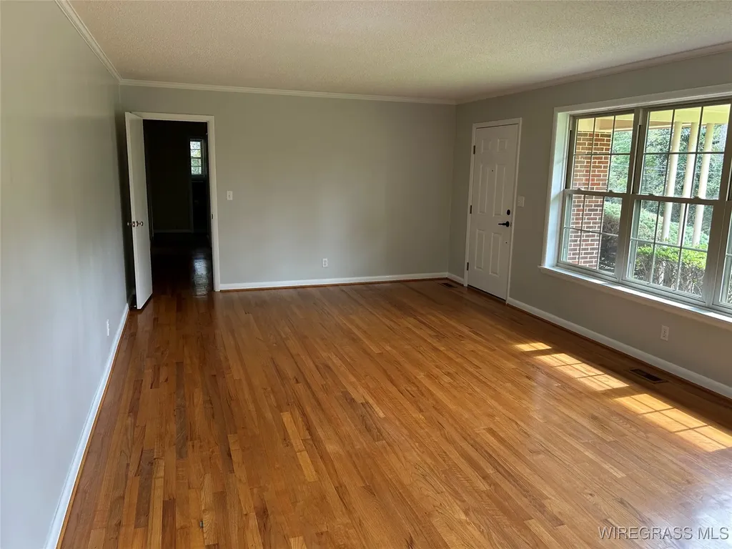 204 Holly Hill Road Enterprise AL 36330