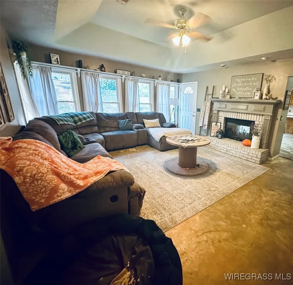 608 Wildwood Drive Enterprise AL 36330