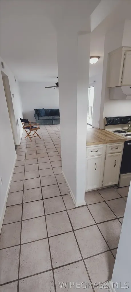 221 Riverbend Drive Mobile AL 36605