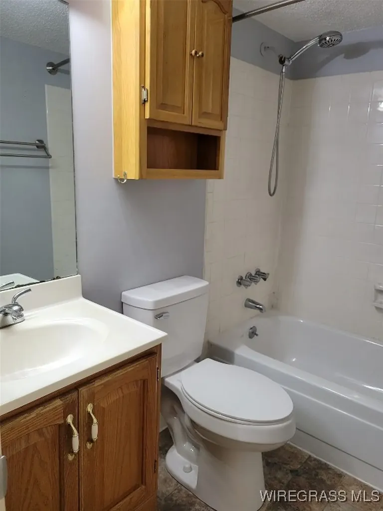 221 Riverbend Drive Mobile AL 36605