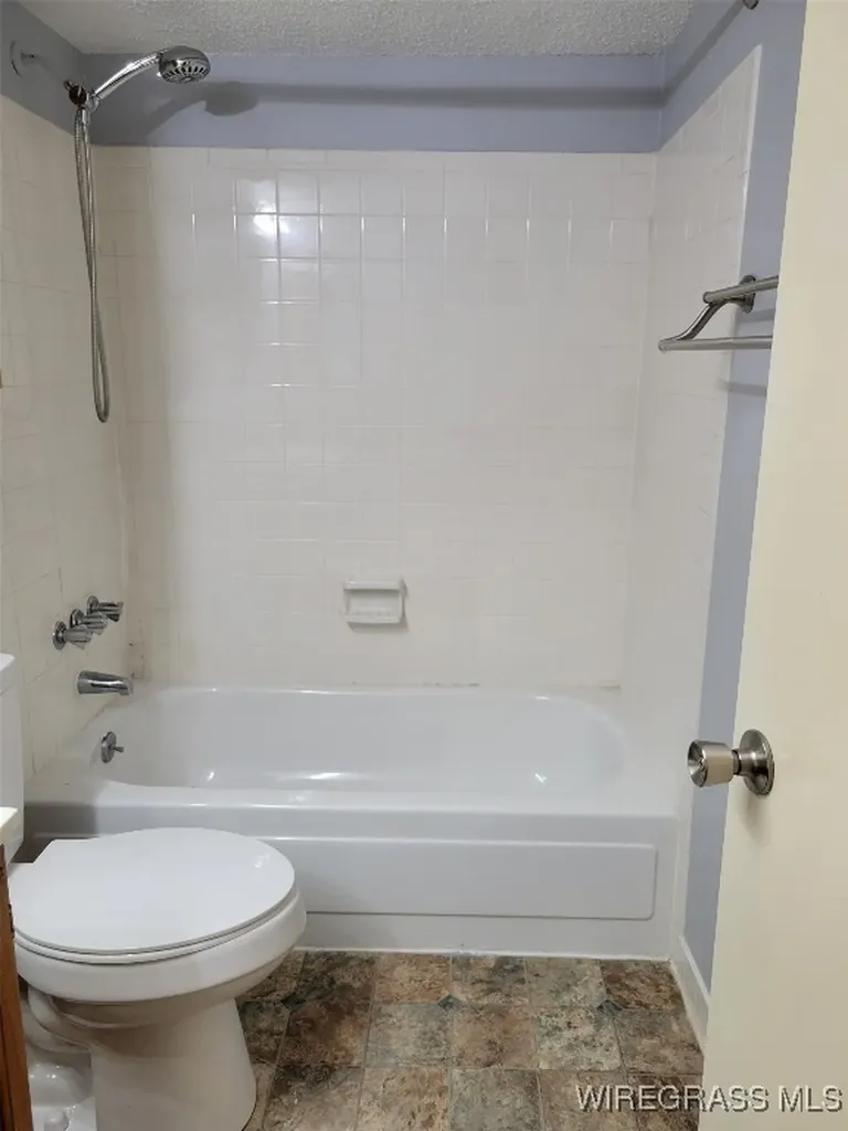 221 Riverbend Drive Mobile AL 36605