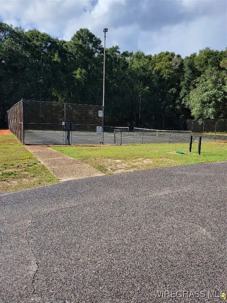 221 Riverbend Drive Mobile AL 36605