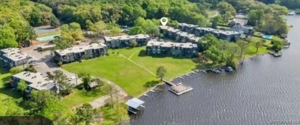 221 Riverbend Drive Mobile AL 36605