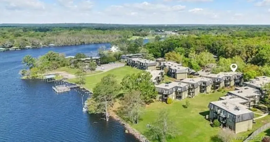 221 Riverbend Drive Mobile AL 36605