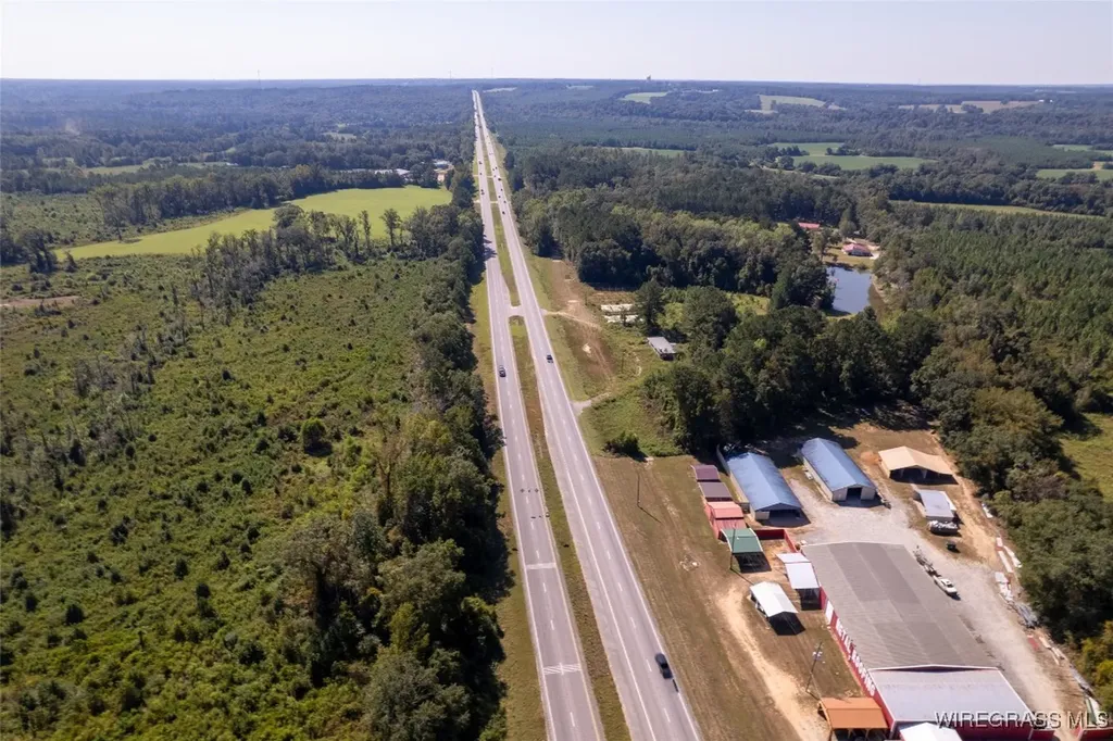 8602 Highway 231 Highway Ozark AL 36360