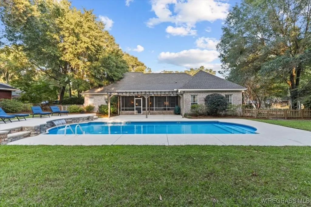 205 Pebble Creek Lane Enterprise AL 36330