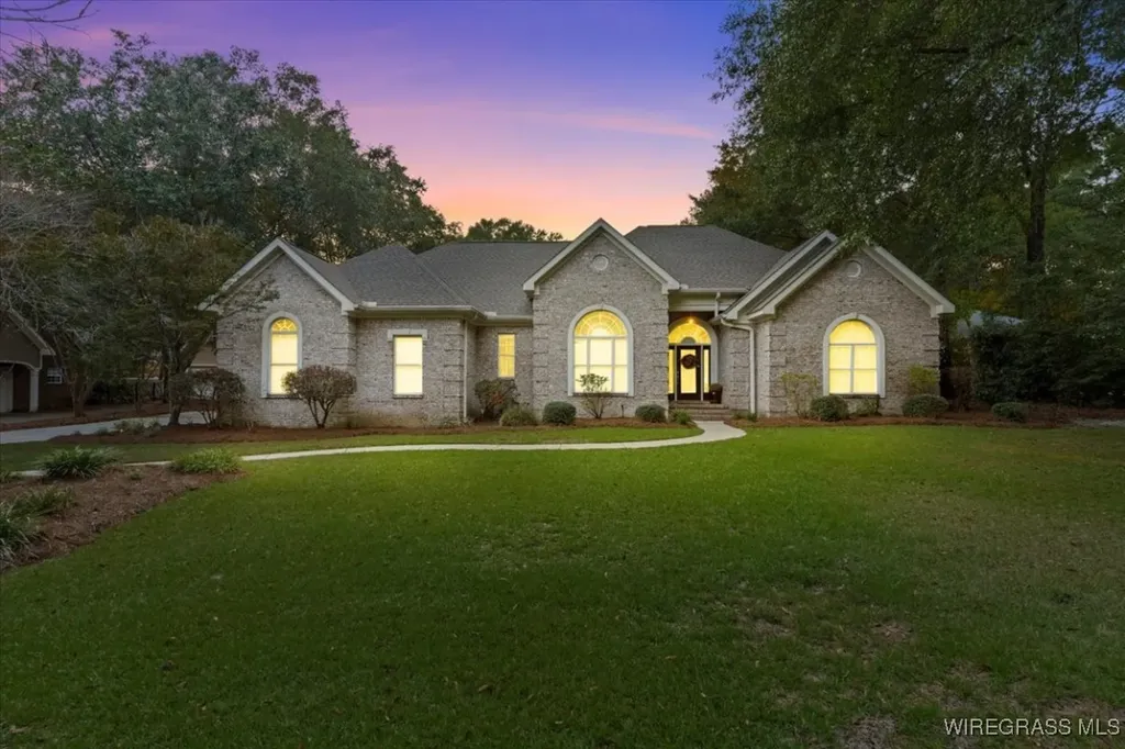 205 Pebble Creek Lane Enterprise AL 36330