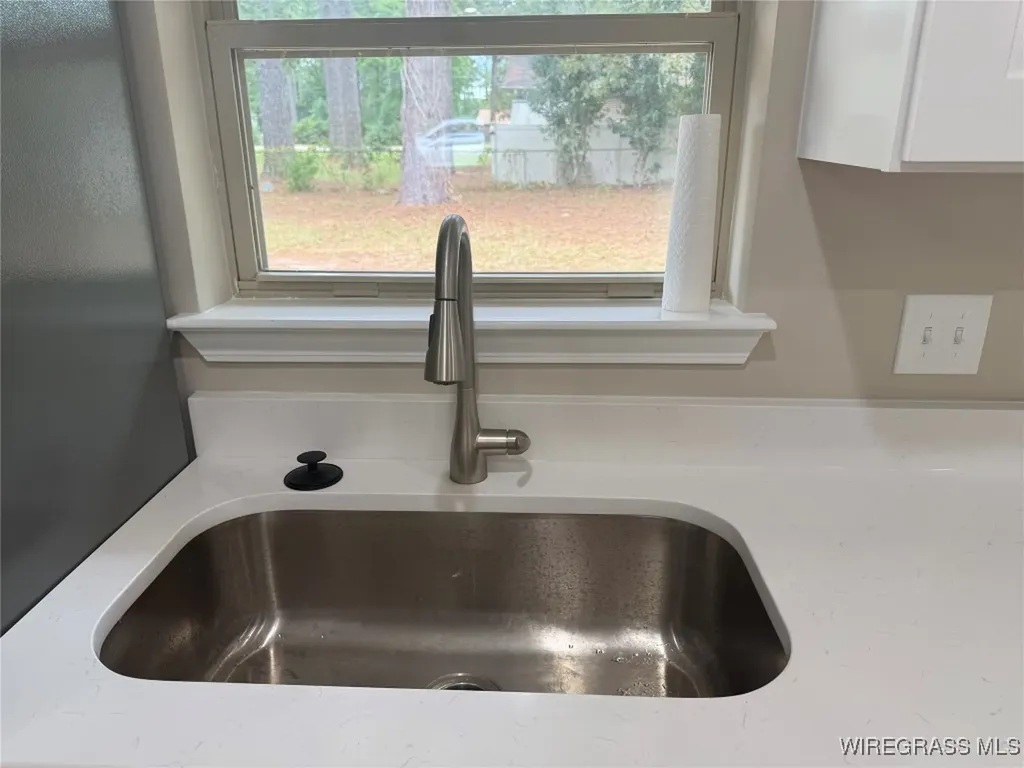 967 Elm Avenue Elba AL 36323