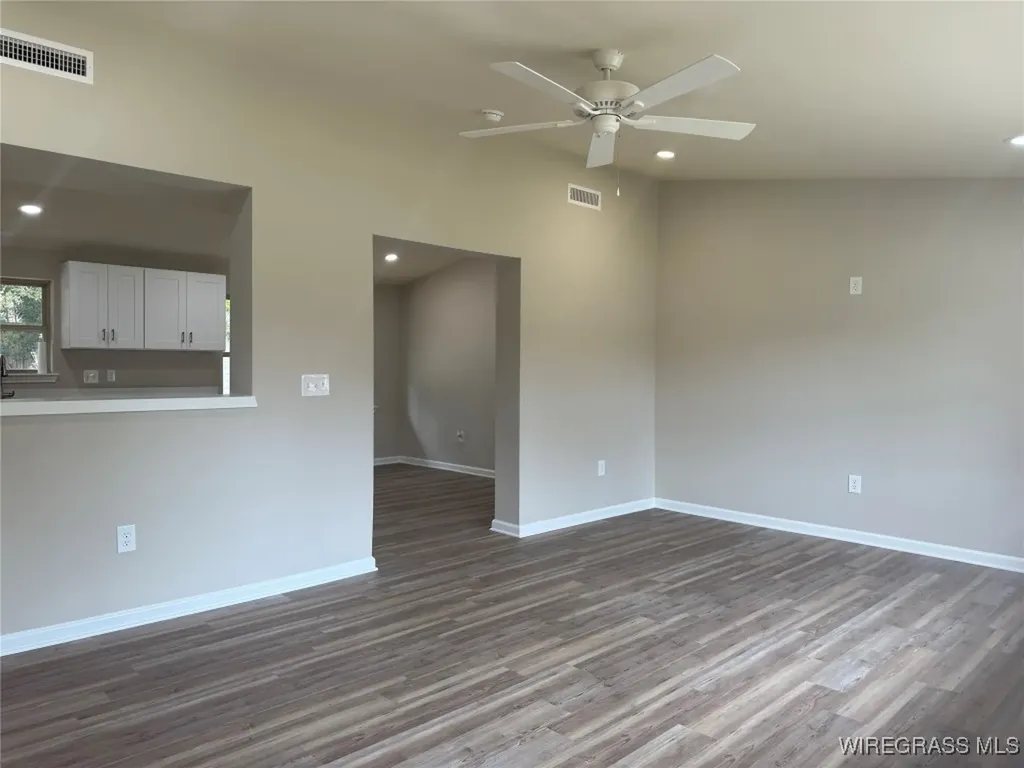 967 Elm Avenue Elba AL 36323