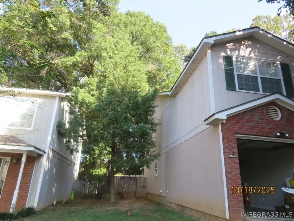 208 Ridgeway Drive Enterprise AL 36330