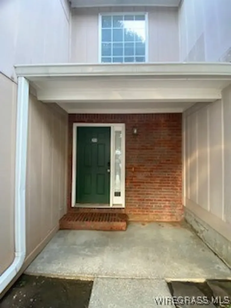 208 Ridgeway Drive Enterprise AL 36330