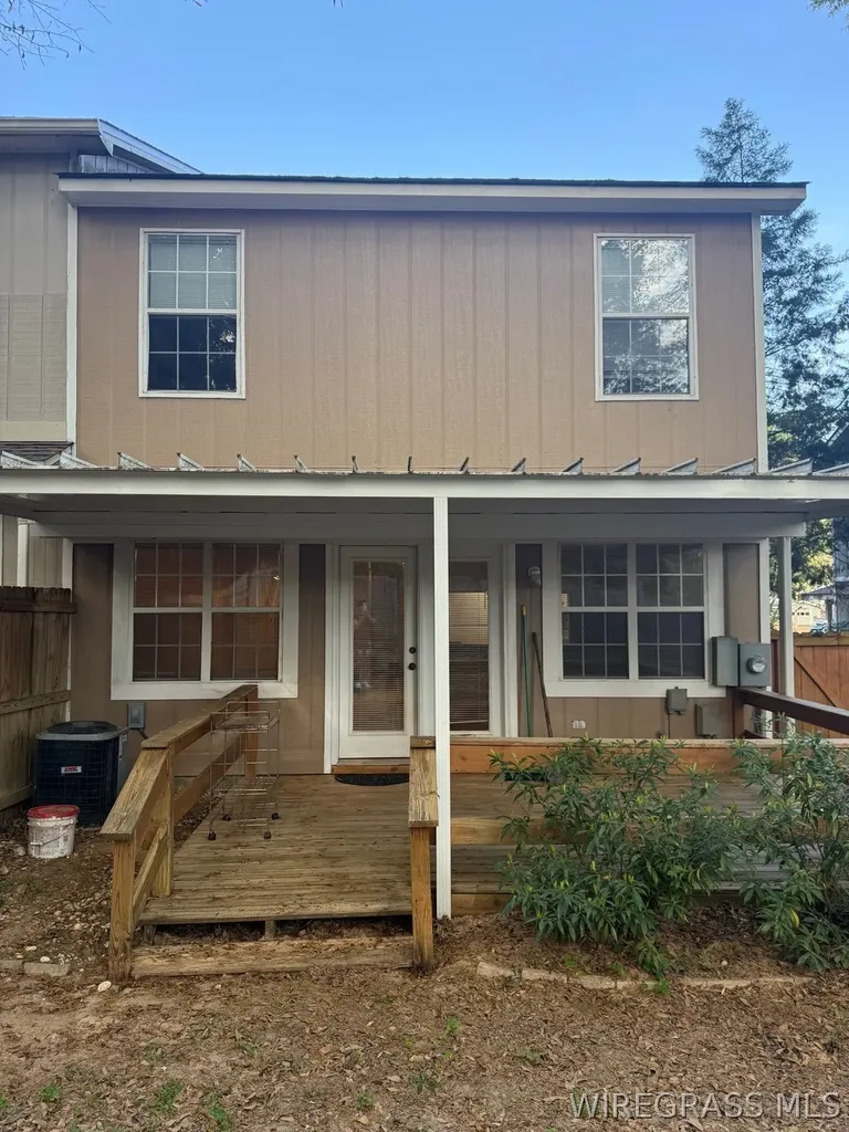 208 Ridgeway Drive Enterprise AL 36330