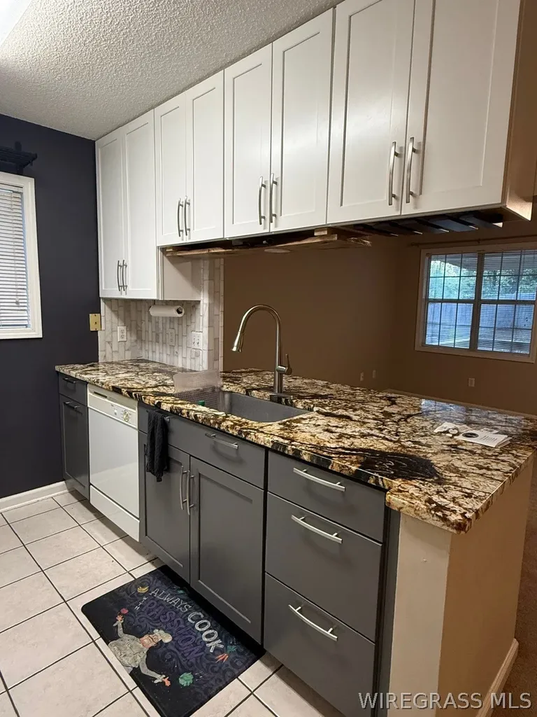 208 Ridgeway Drive Enterprise AL 36330