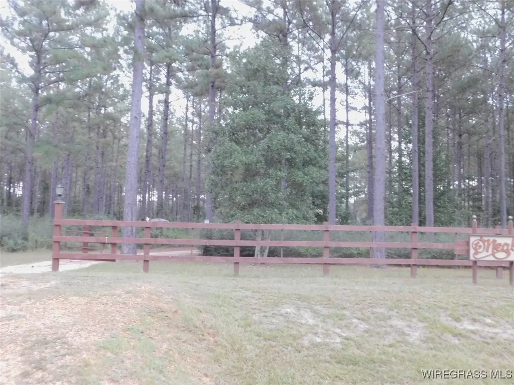 28374 Harbor Road Andalusia AL 37421