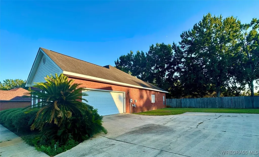 411 S Oak Ridge Drive Enterprise AL 36330