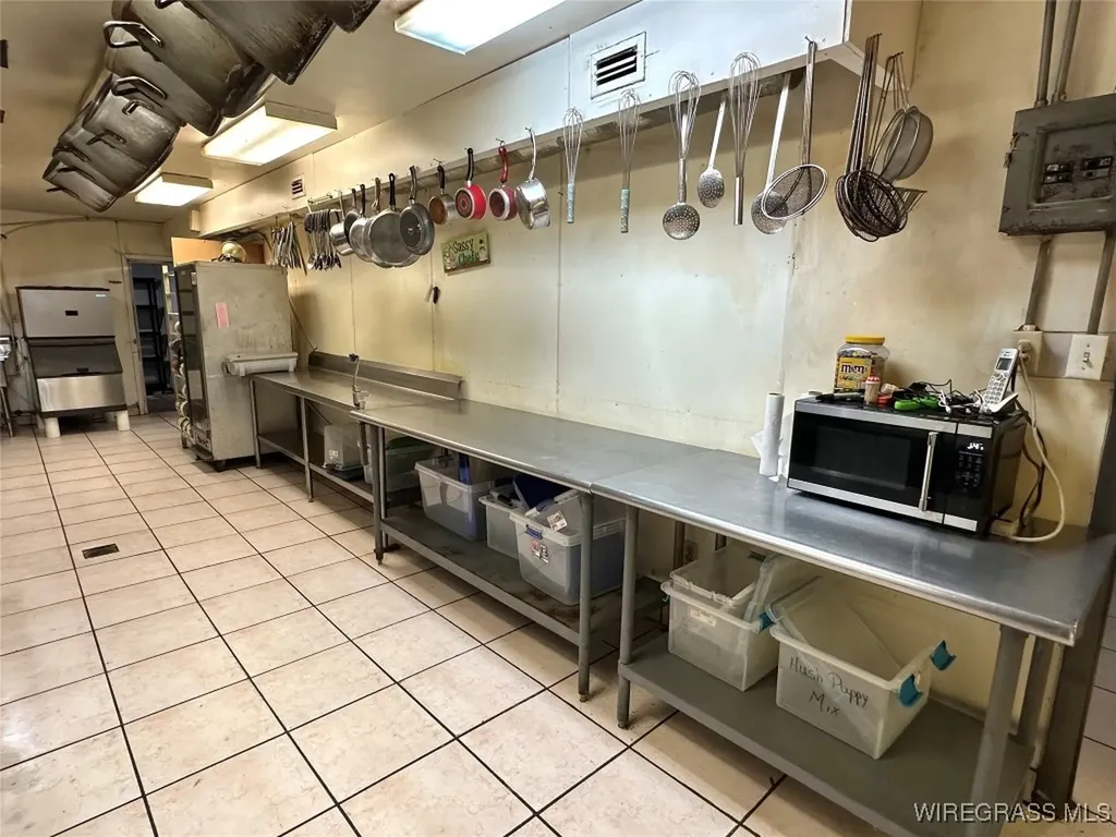 56 Hickory Tree Lane Daleville AL 36322