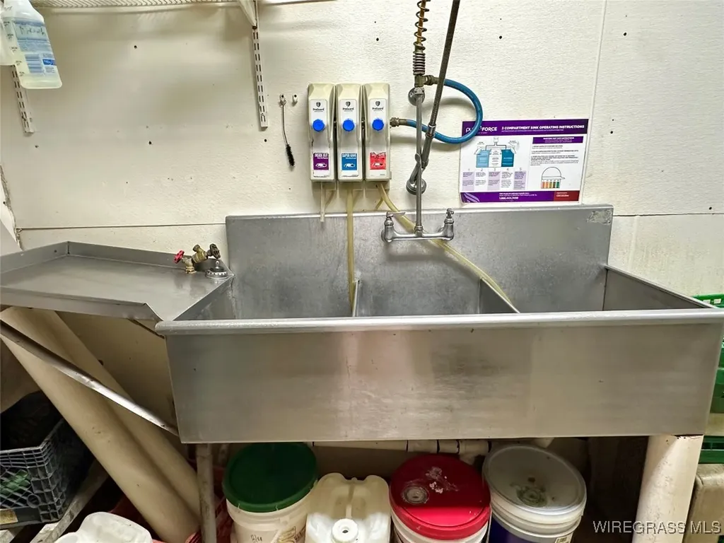 56 Hickory Tree Lane Daleville AL 36322