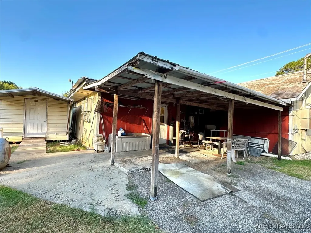 56 Hickory Tree Lane Daleville AL 36322