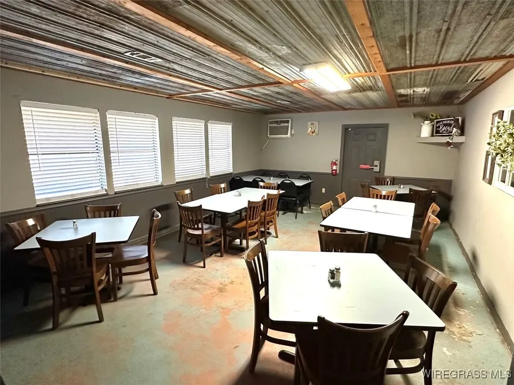 56 Hickory Tree Lane Daleville AL 36322