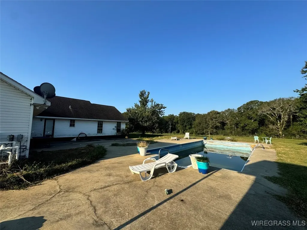 25649 Gift Shop Road Opp AL 36467