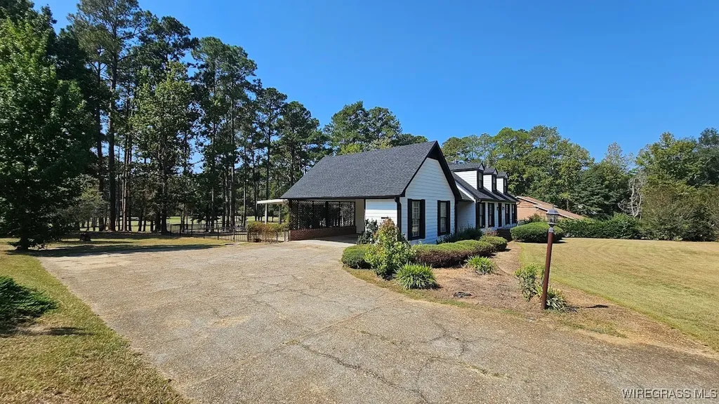 1183 Country Club Drive Ozark AL 36360