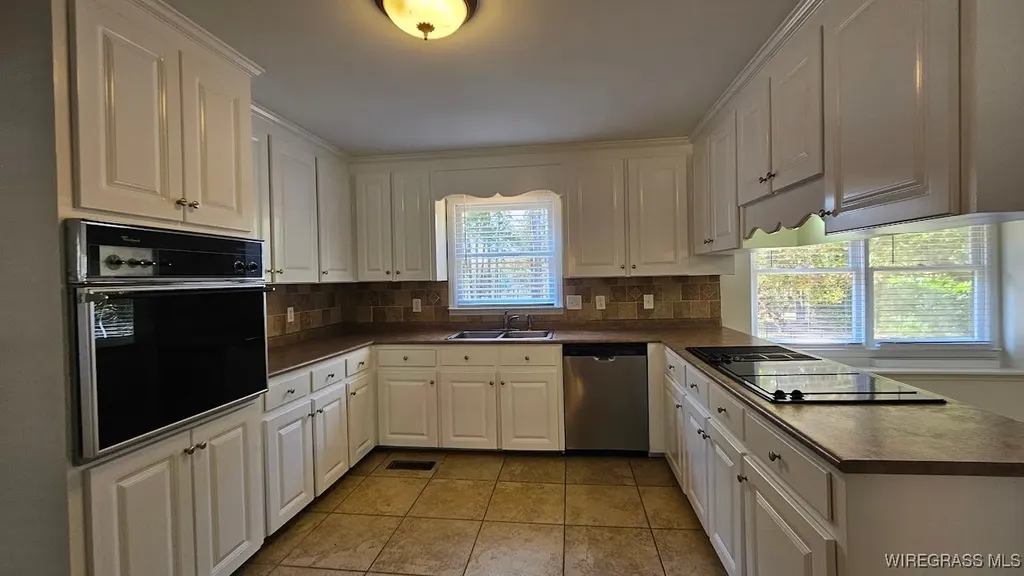 1183 Country Club Drive Ozark AL 36360