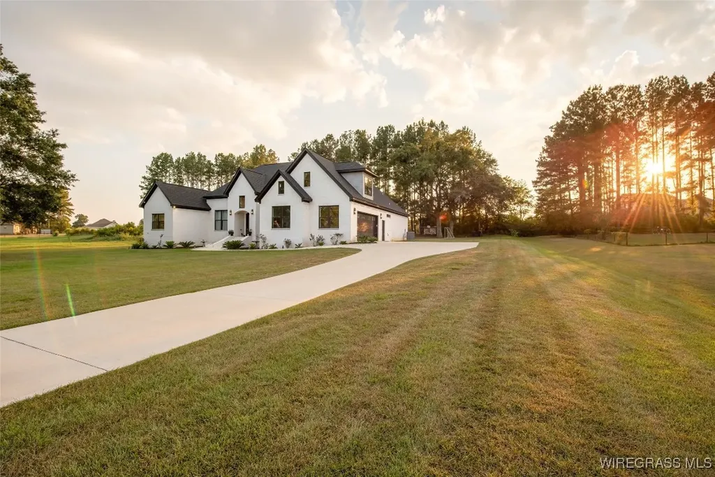 5914 S Highway 605 Rehobeth AL 36301