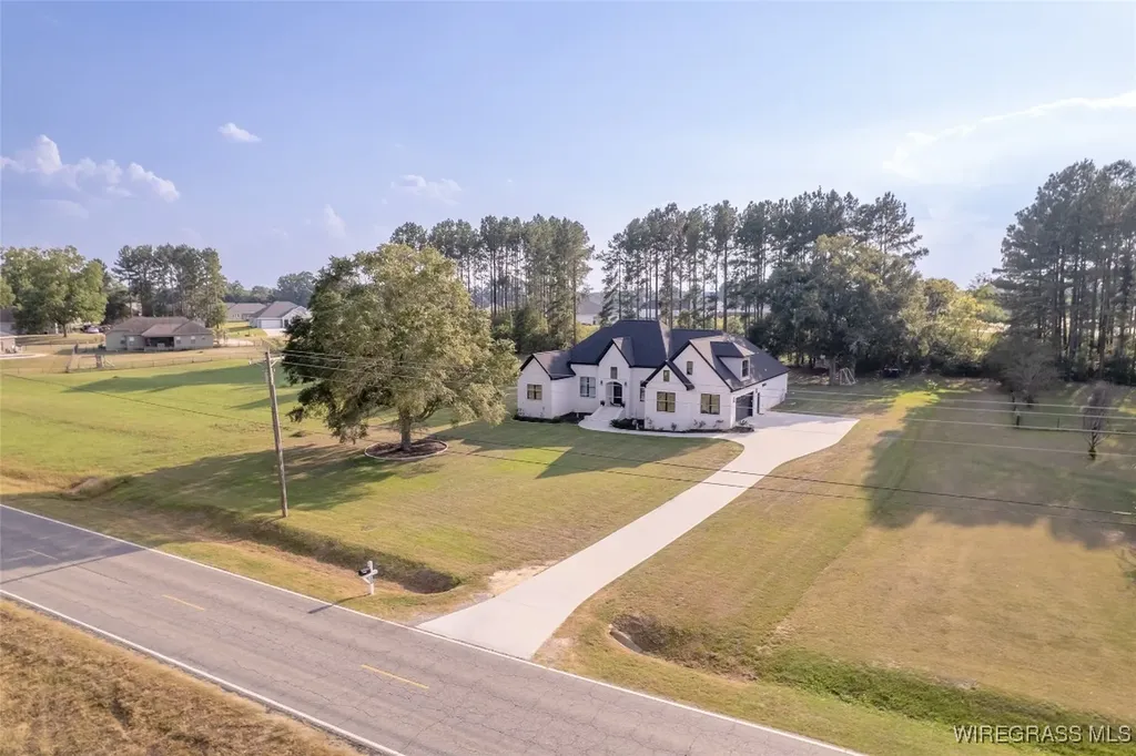 5914 S Highway 605 Rehobeth AL 36301
