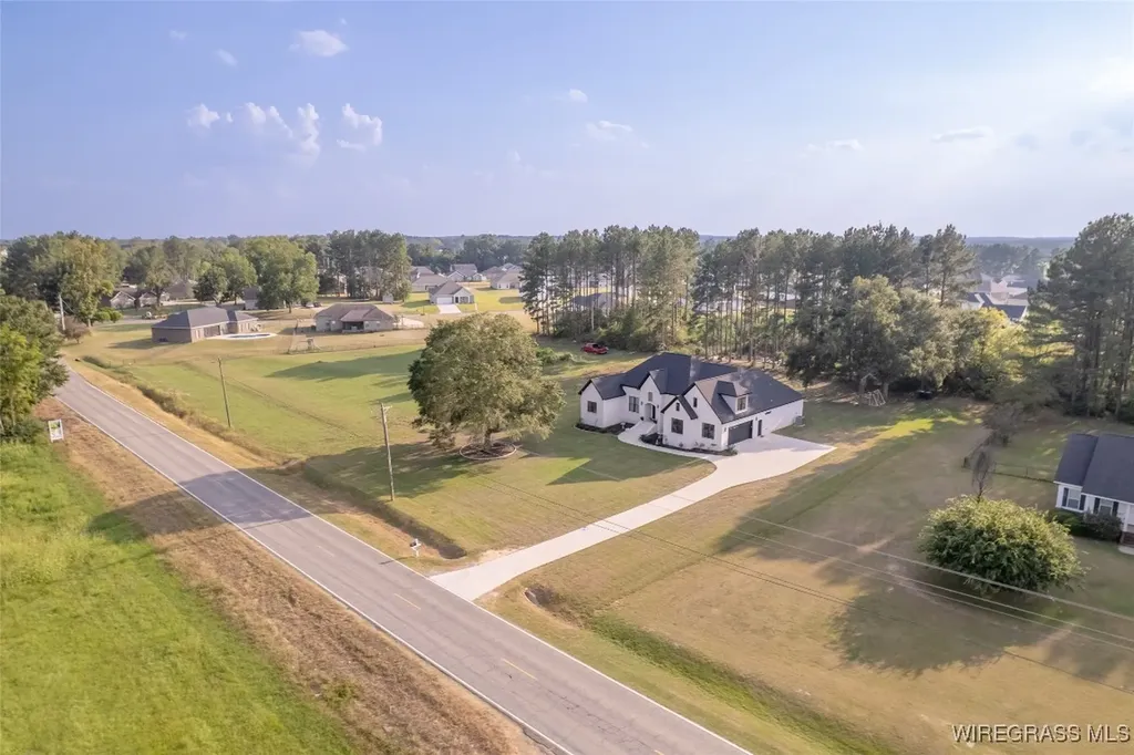 5914 S Highway 605 Rehobeth AL 36301