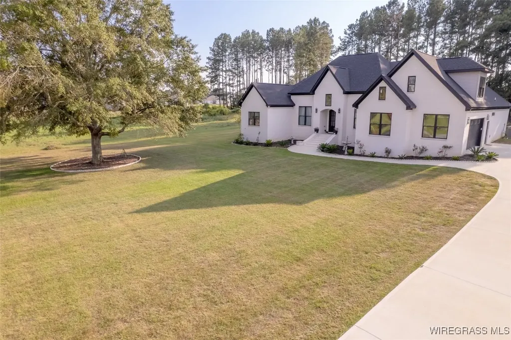 5914 S Highway 605 Rehobeth AL 36301