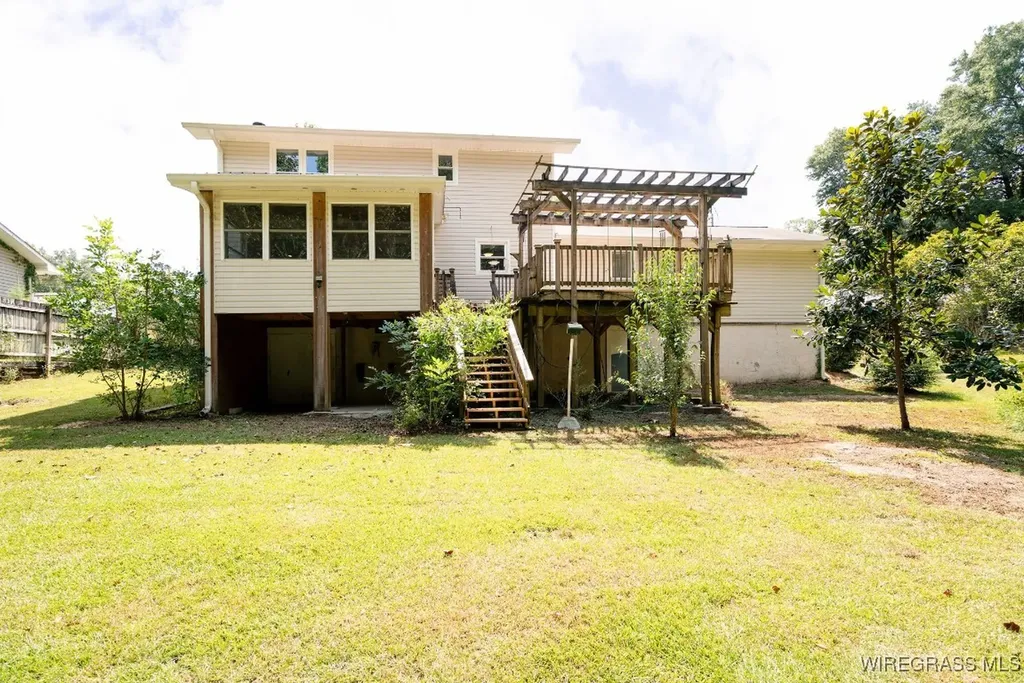209 Wildwood Drive Enterprise AL 36330