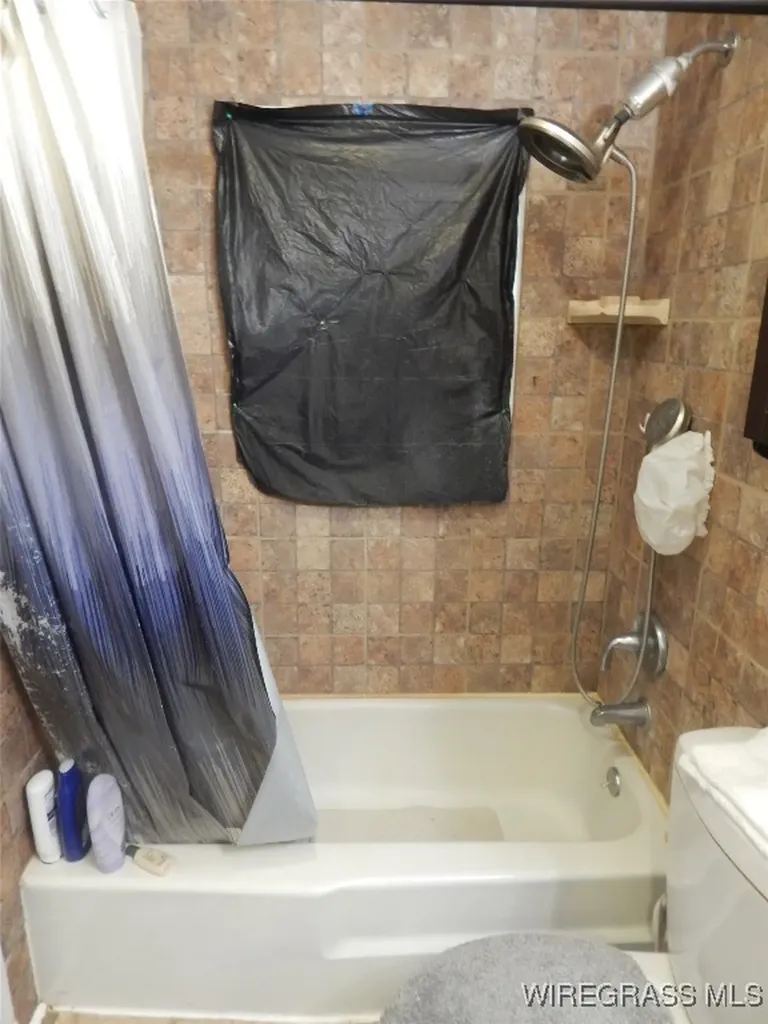 174 W Vaughn Street Coffee Springs AL 36318